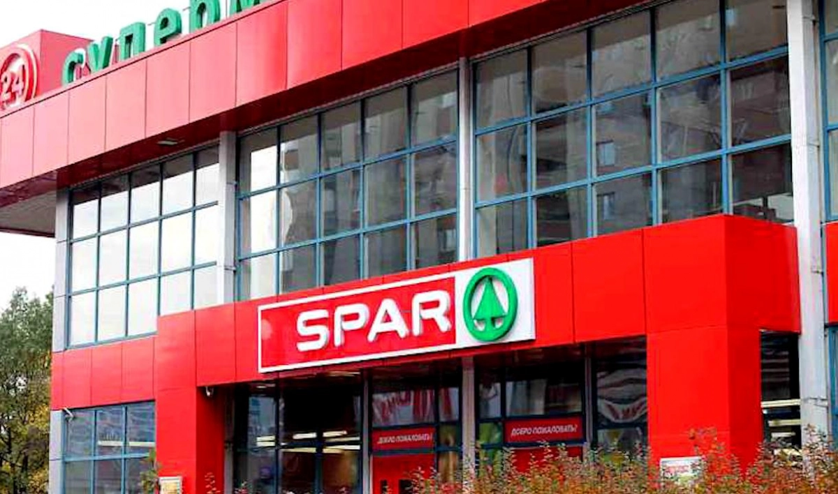 Топ-менеджера сети магазинов Spar отправили под домашний арест по делу о хищении у банка 8 млрд рублей - tvspb.ru