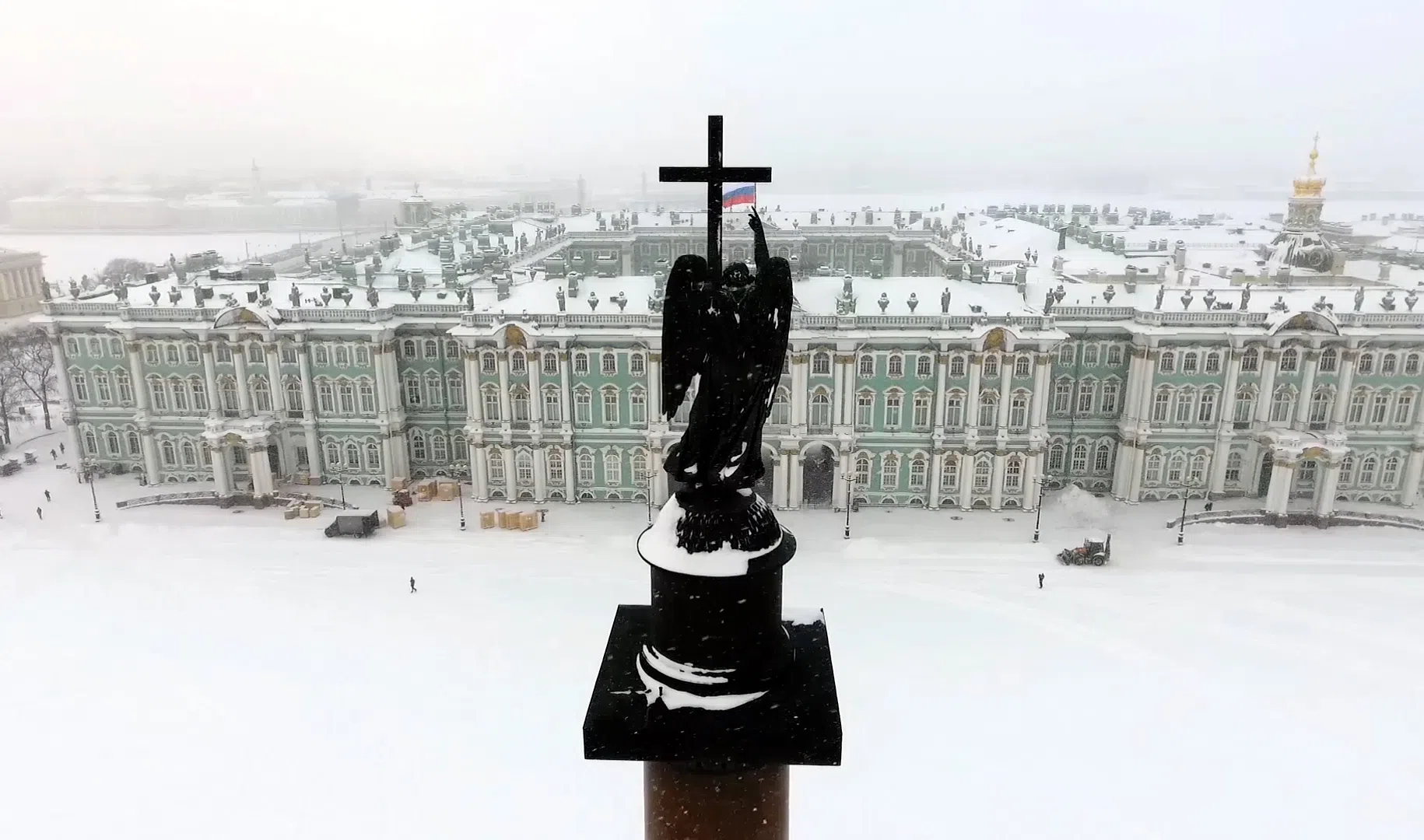 25 февраля петербург. Февральский питер. Сотрудник омон. 25 февраля петербург. 25 февраля фото.