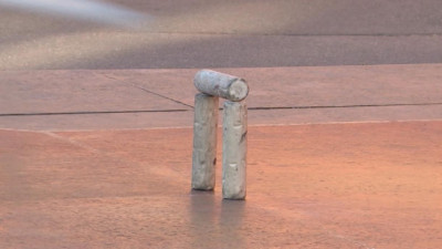 Городки в большом городе. Как у Петропавловки играли в старинную игру