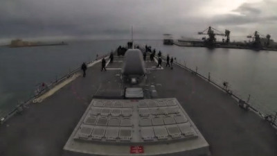 Эксперт назвал замеченный в Черном море эсминец США «недружественным шагом для России»