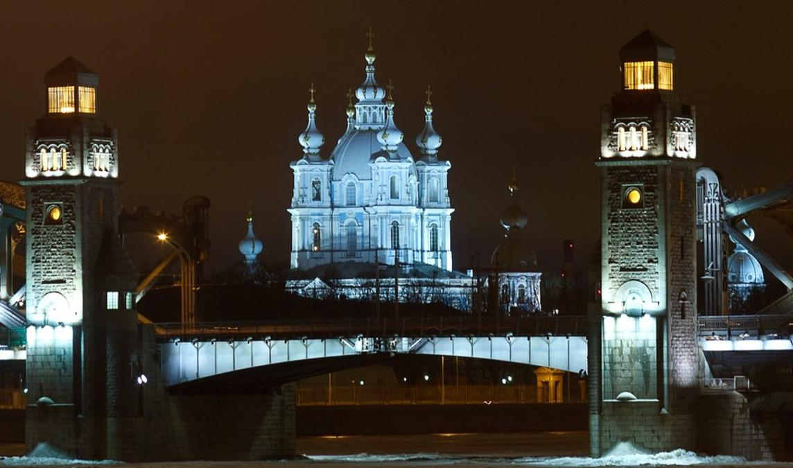 Ночь градуса. Питер мост зима. Нарядный Петербург. Рекордных температур в СПБ.