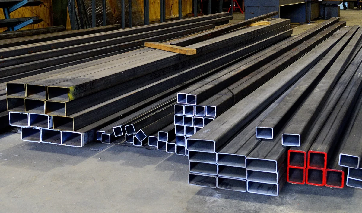 Россиянам рассказали, какие стройматериалы подешевеют к лету - tvspb.ru