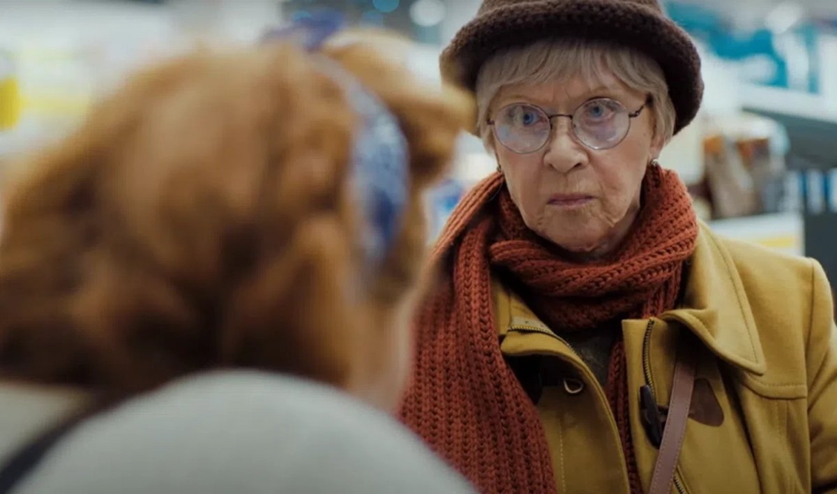 В Петербурге состоялась премьера фильма «Родители строгого режима» с Алисой Фрейндлих - tvspb.ru