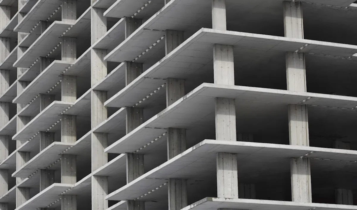 Назван размер дефицита строителей в Петербурге - tvspb.ru