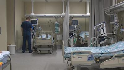 В стационары Петербурга ежедневно госпитализируют 650 человек