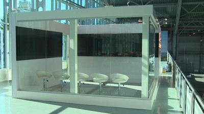 Выездная студия телеканала «Санкт-Петербург» готовится к работе на Цифровом форуме