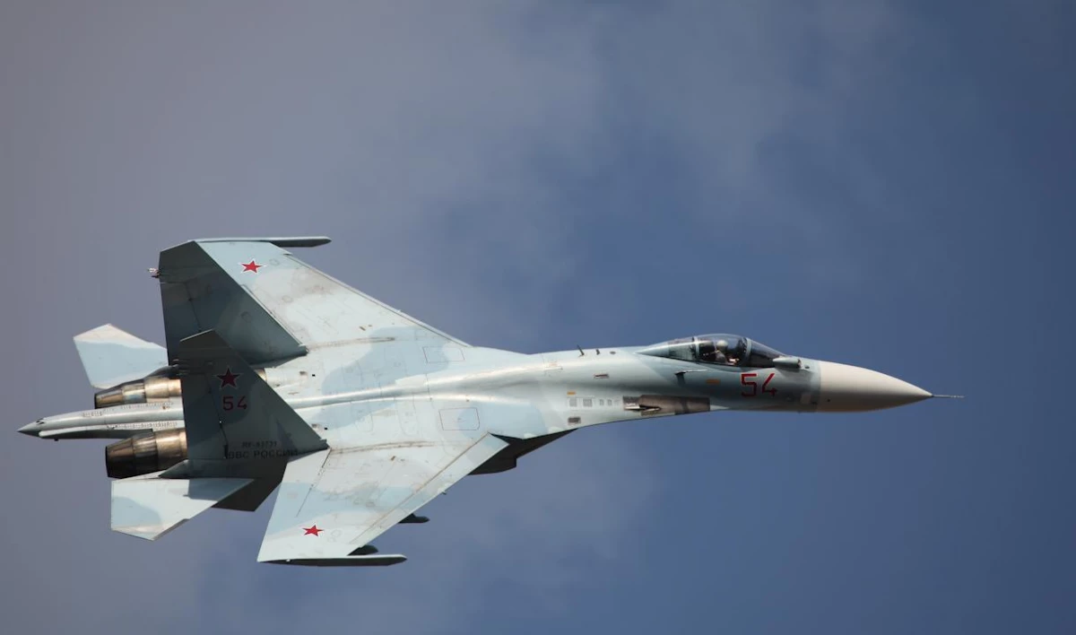 Российские истребители перехватили два американских самолета над Черным морем - tvspb.ru