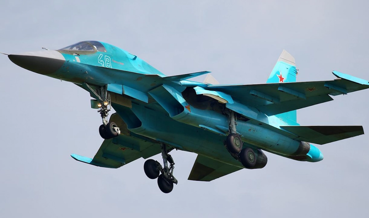 В небе над Липецком столкнулись два истребителя Су-34 - tvspb.ru