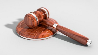 Здания у метро «Елизаровская» выставлены на торги