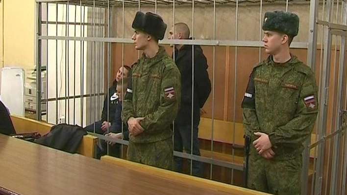 В гарнизонном военном суде продолжается заседание по делу об убийстве медсестер в госпитале - tvspb.ru