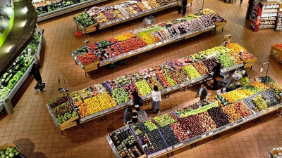 Россияне тратят на еду почти треть своих доходов