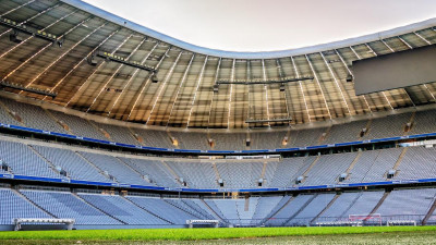 Футбол и коронавирус. Какие ограничения ввели в разных странах для футбольных матчей