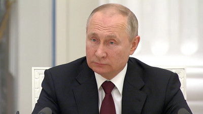 Путин: Россия признала ДНР и ЛНР в границах Донецкой и Луганской областей