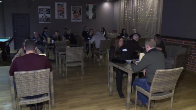 Одинокие петербуржцы проявляют интерес к экспресс-свиданиям и оффлайн встречам