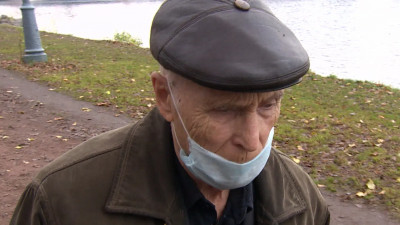 84-летний блокадник несколько лет платит аферистам, надеясь на чудо