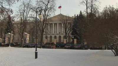 В Смольном открыли вакансии советников губернатора Петербурга