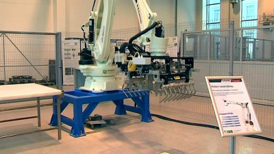 В Петербурге роботы продемонстрировали готовность заменить людей на тяжелой работе