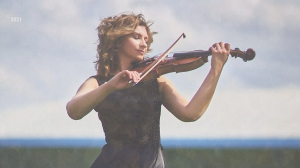 Соединение музыки, художественного искусства и даже парфюмерии.  Государственная академическая Капелла приоткрыла дверь в свою творческую лабораторию по производству креативных проектов