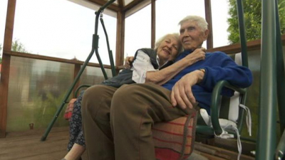 В Петербурге одобрили выплаты парам за 75 лет супружеской жизни