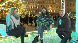 Окно в мир: почувствуйте себя телеведущим в фотозоне телеканала «Санкт-Петербург» на Дворцовой площади