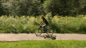 На природу на велосипеде: тестируем велодорожки в районах новостроек