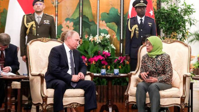 Путин встретился с президентом Сингапура