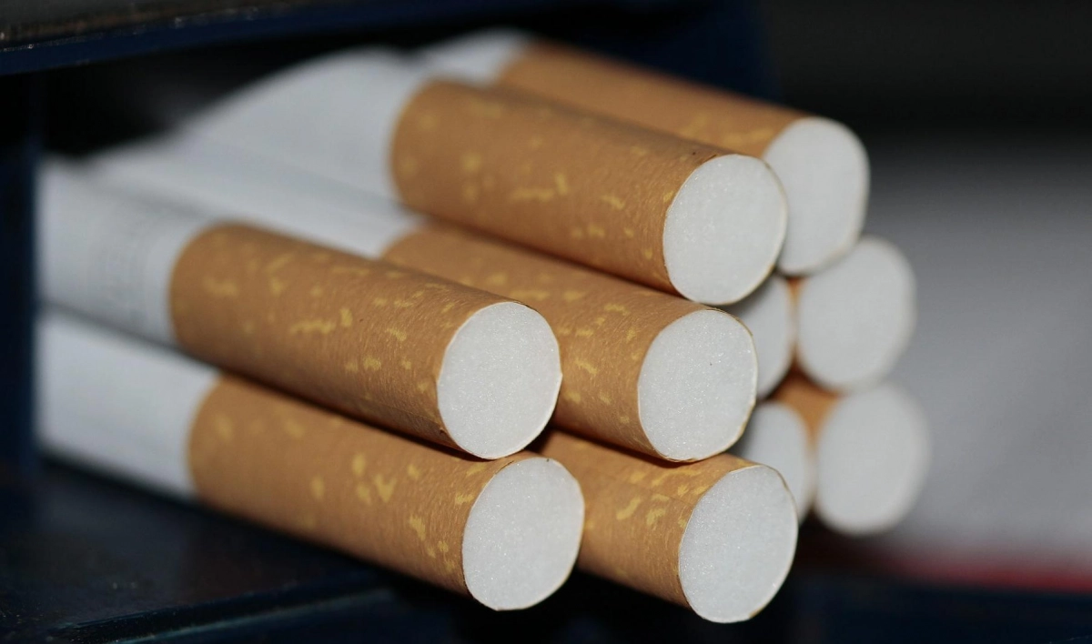 Минздрав планирует запретить продажу табака к 2050 году - tvspb.ru