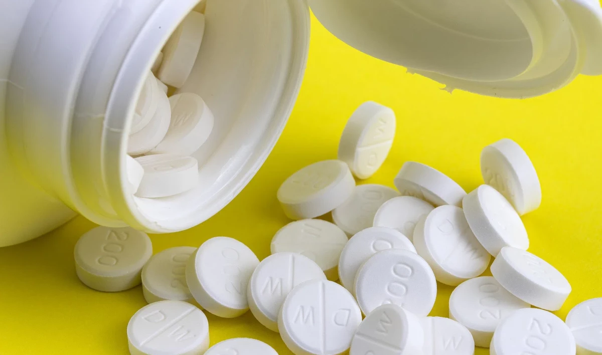 Минздрав назвал ситуацию с лекарствами на рынке стабильной - tvspb.ru