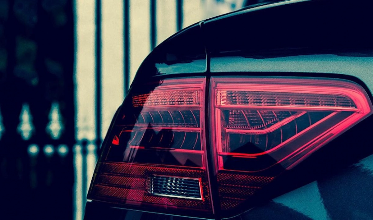 На трассе Москва — Петербург появятся заправки для зарядки электромобилей - tvspb.ru