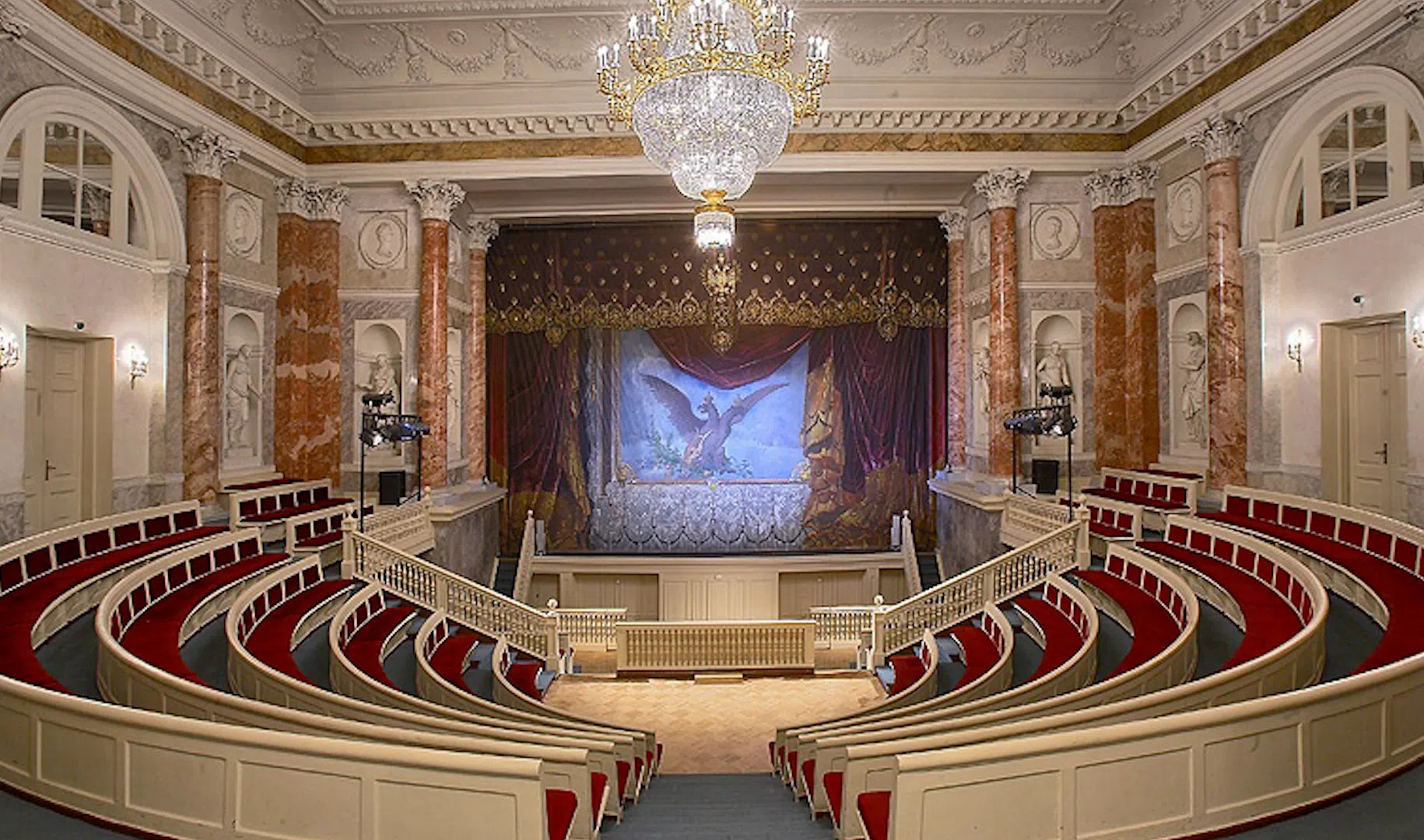 Эрмитажный театр фото санкт петербург
