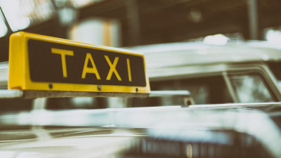 В Госдуму внесли законопроект, который определяет ответственность агрегаторов такси