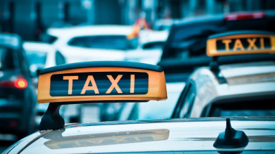 Кодекс этики для таксистов разработают в Петербурге к лету