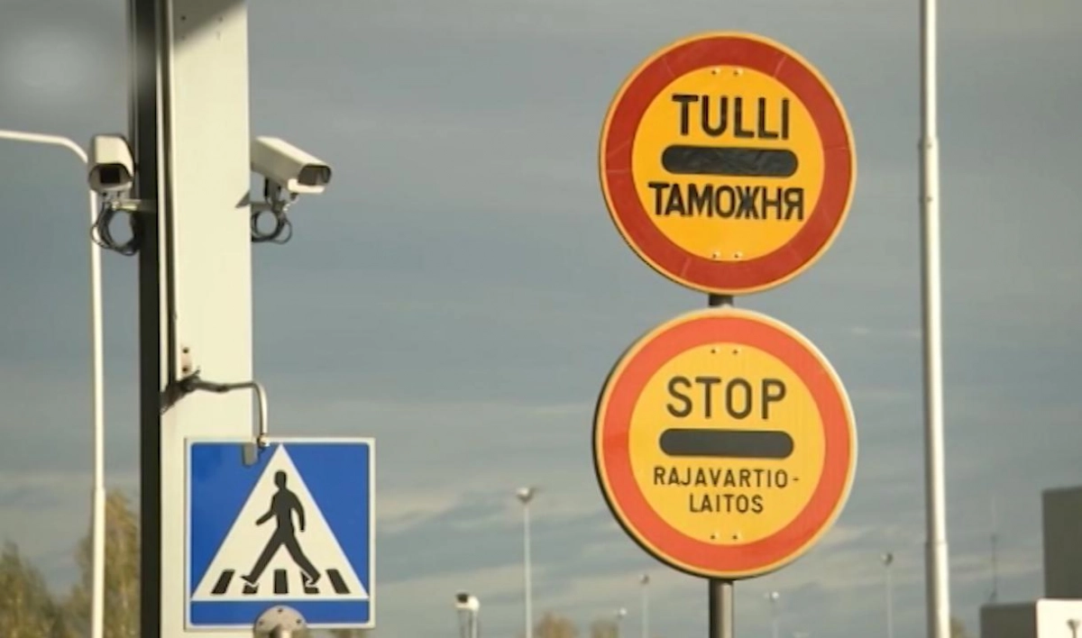 Правительство продлило ограничения на въезд иностранцев в Россию - tvspb.ru