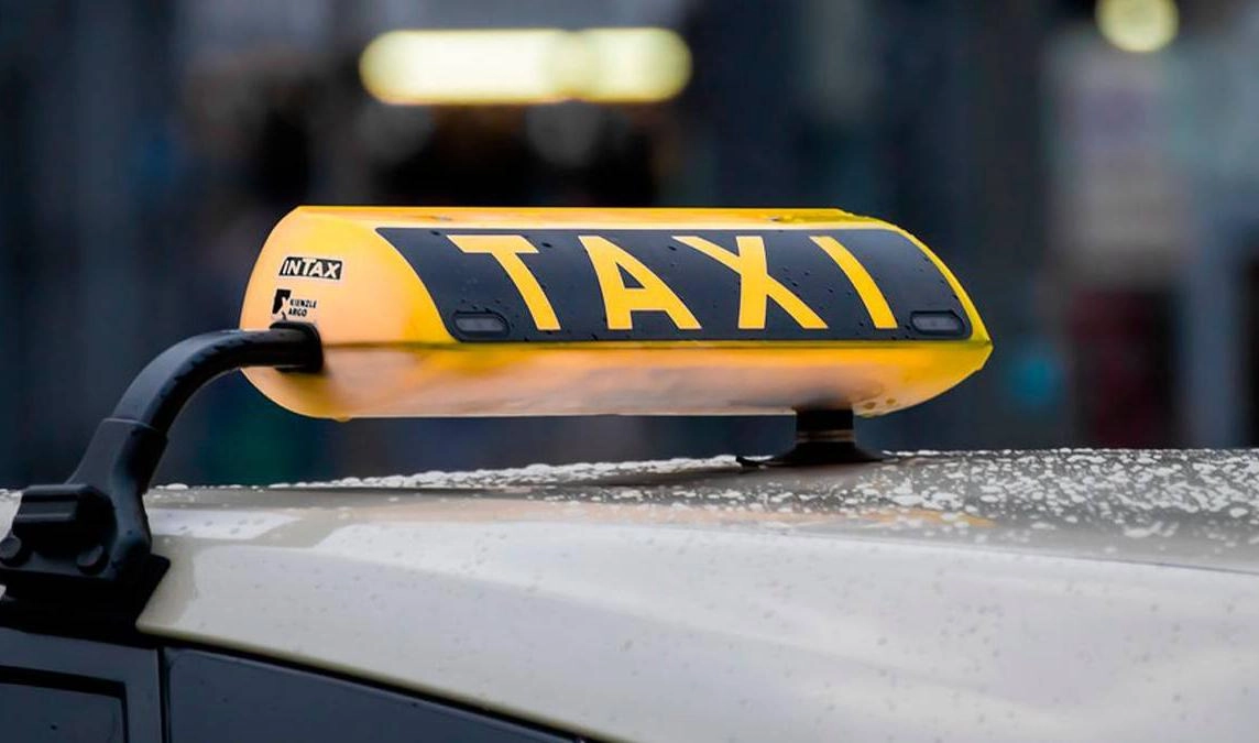 В Петербурге таксист снова приставал к пассажирке - tvspb.ru