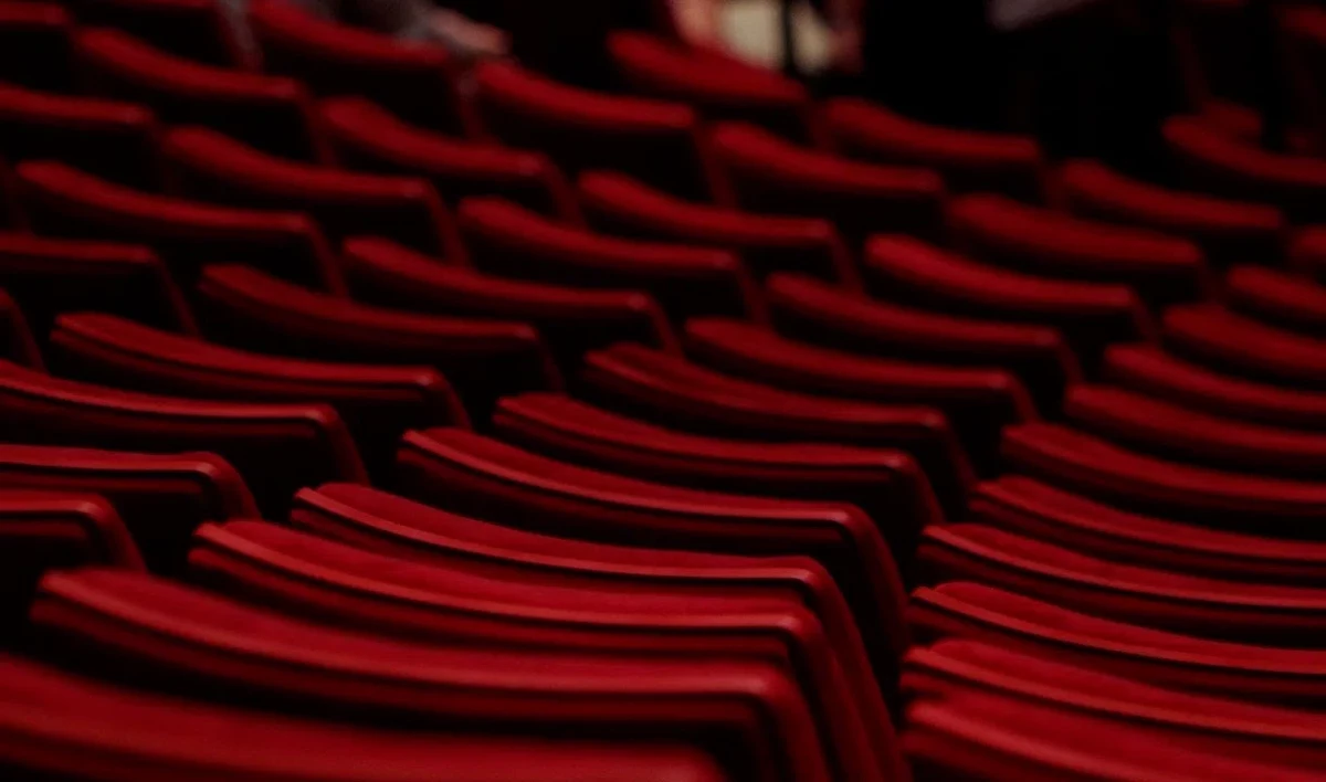 Кинорежиссер Бортко поставил в «Балтийском доме» спектакль по пьесе «Антигона» - tvspb.ru