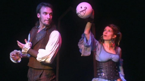 «Две луны» на сцене Интерьерного театра: новое прочтение комедии Эдмона Ростана