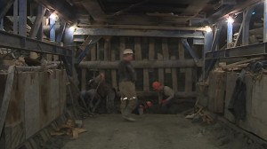 Строительство станции метро «Театральная»