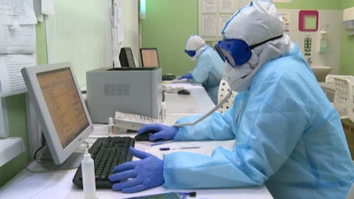 Эксперт отметил, что пациенты с лишним весом умирают от COVID-19 на 45% чаще