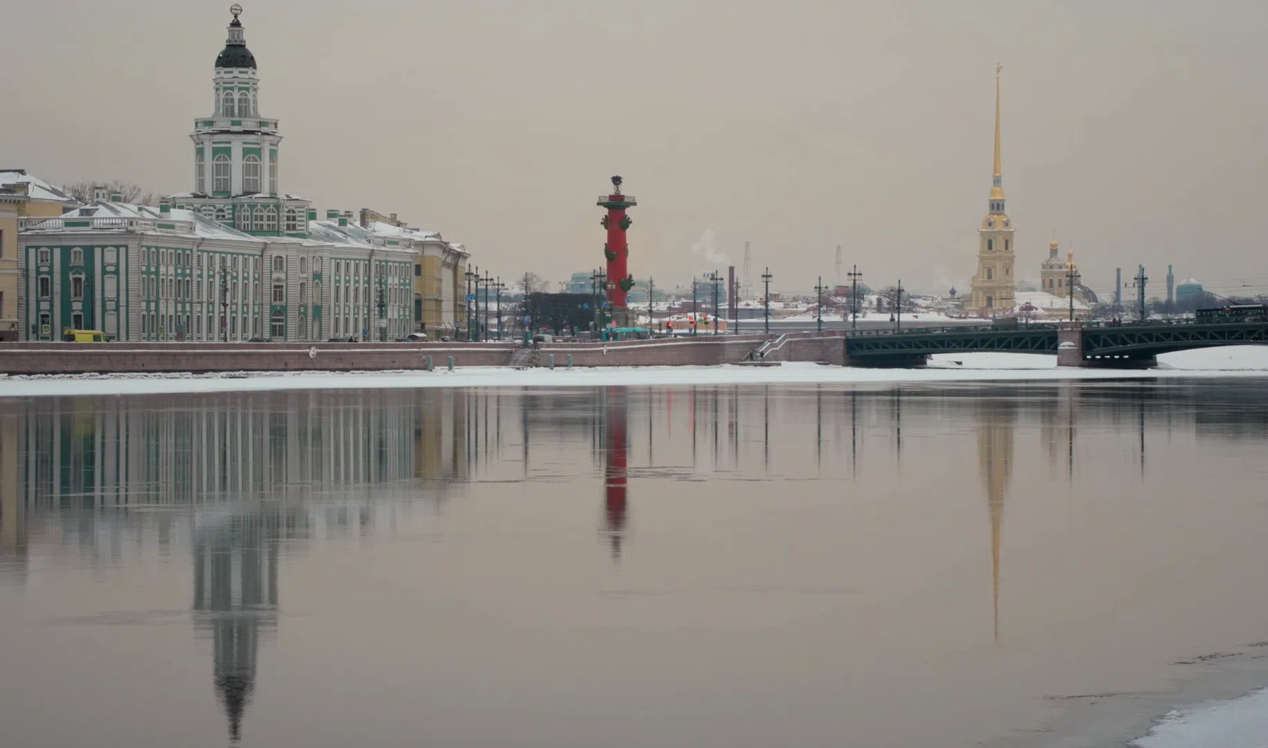 Спб закрыта. Питер сейчас фото. Санкт-Петербург люди. Санкт Петербург в данный момент. Санкт Петербург стал столицей.