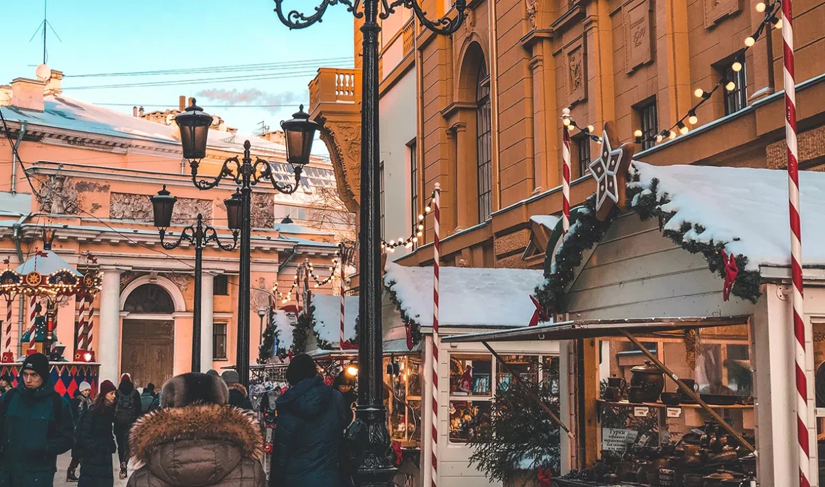 За новогодние каникулы Петербург принял более 900 тысяч туристов - tvspb.ru
