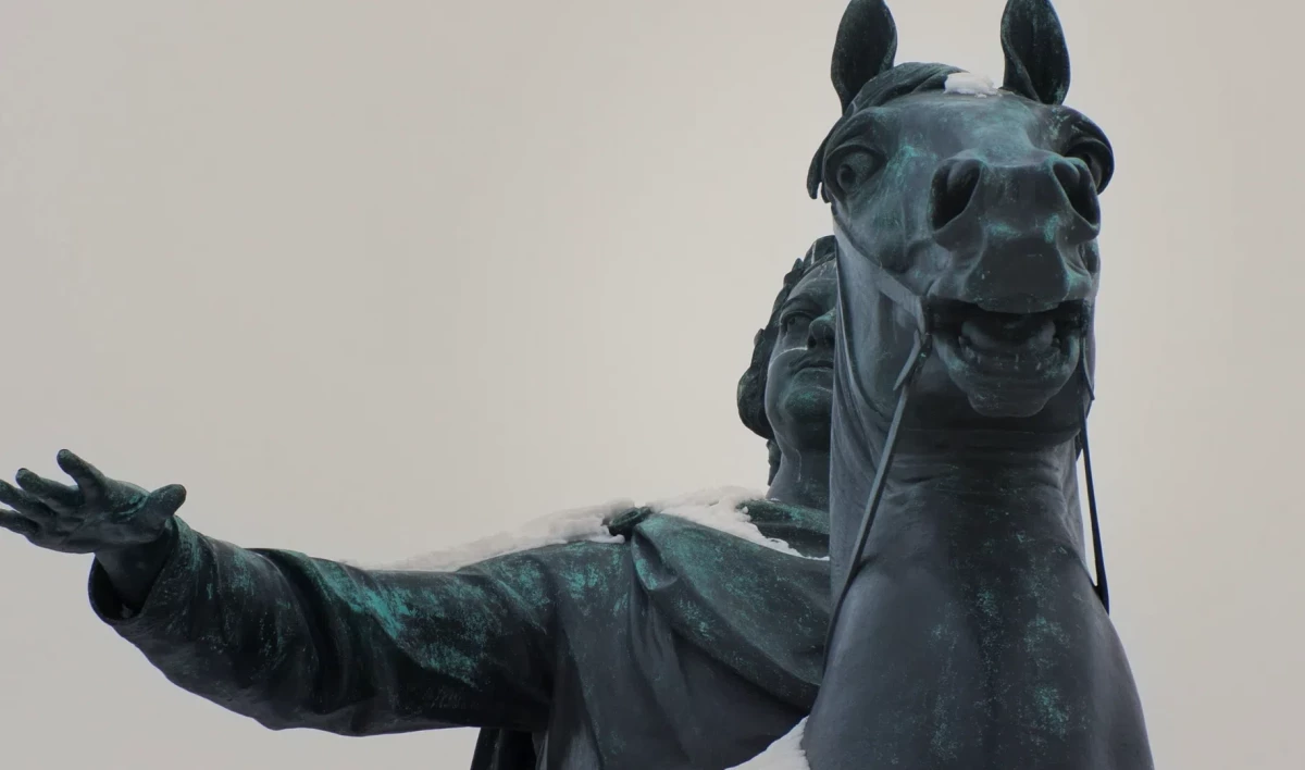 Комитет по культуре запустил литературный флешмоб к завершению реставрации Медного всадника - tvspb.ru