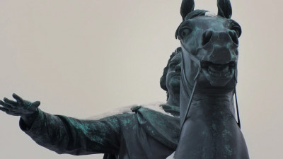 В Петербурге покажут подлинный флаг царя Московского к 350-летию Петра I