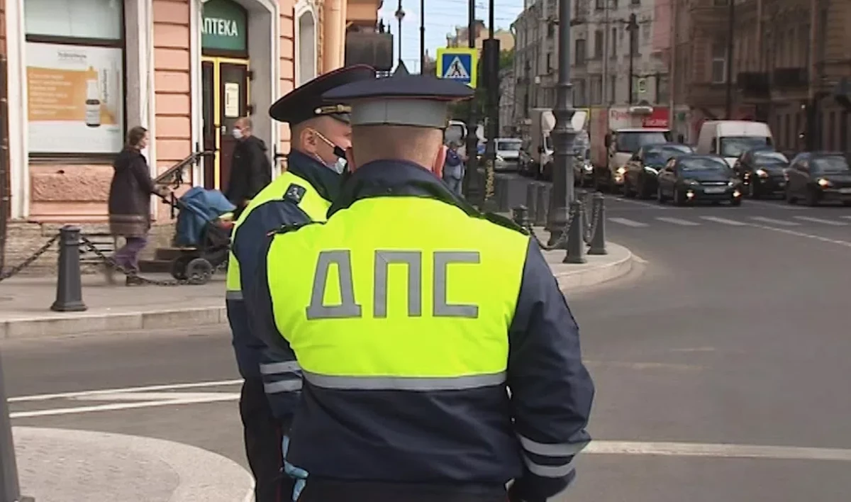 В МРЭО Петербурга опровергли информацию о сбое в работе базы данных ГИБДД - tvspb.ru