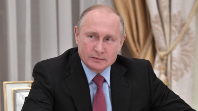 Зеленский заявил о готовности обсудить с Путиным Донбасс