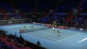 Медведев обыграл Чорича в финале St. Petersburg Open