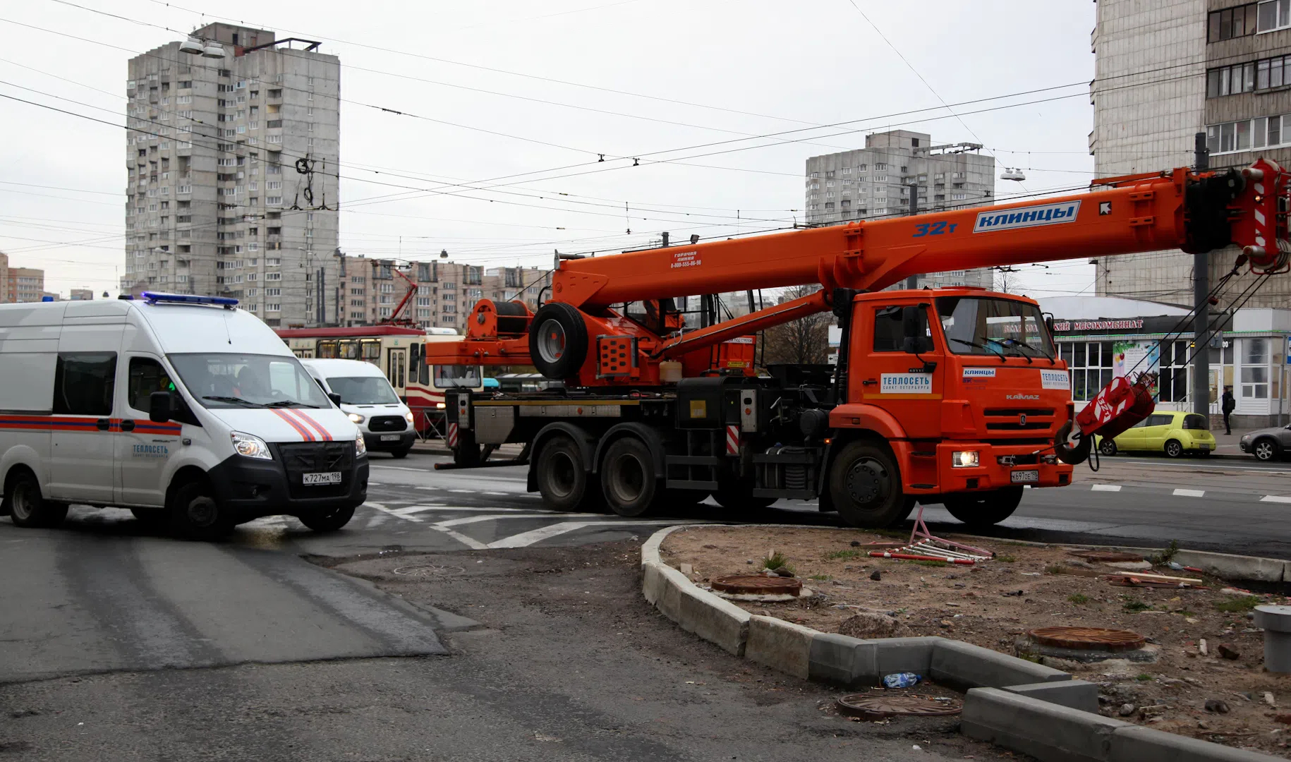 Ао теплосеть. Авария теплосети в Санкт-Петербурге сейчас. Аварии теплосетей СПБ. Нарушения теплосеть Ставрополь фото.