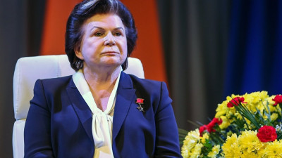 Валентине Терешковой вручили медаль ЮНЕСКО за исследование космоса
