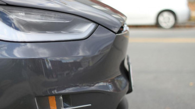 Автоэксперт объяснил, почему петербуржцам сложнее пересесть на электрокары, чем жителям Европы