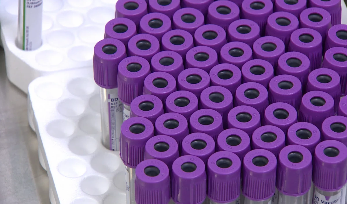 В Петербурге COVID выявили еще у 1629 человек - tvspb.ru