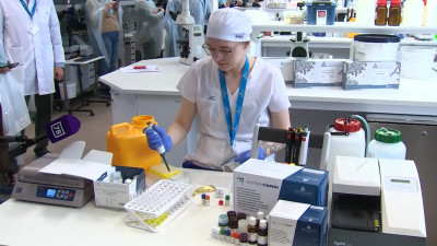 Еще 17,3 тысячи петербуржцев сдали тесты на COVID